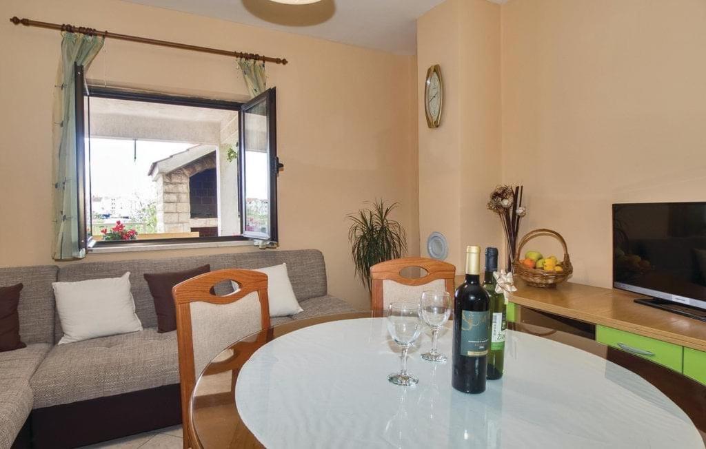 Appartement Dinko à Stobreč Extérieur photo